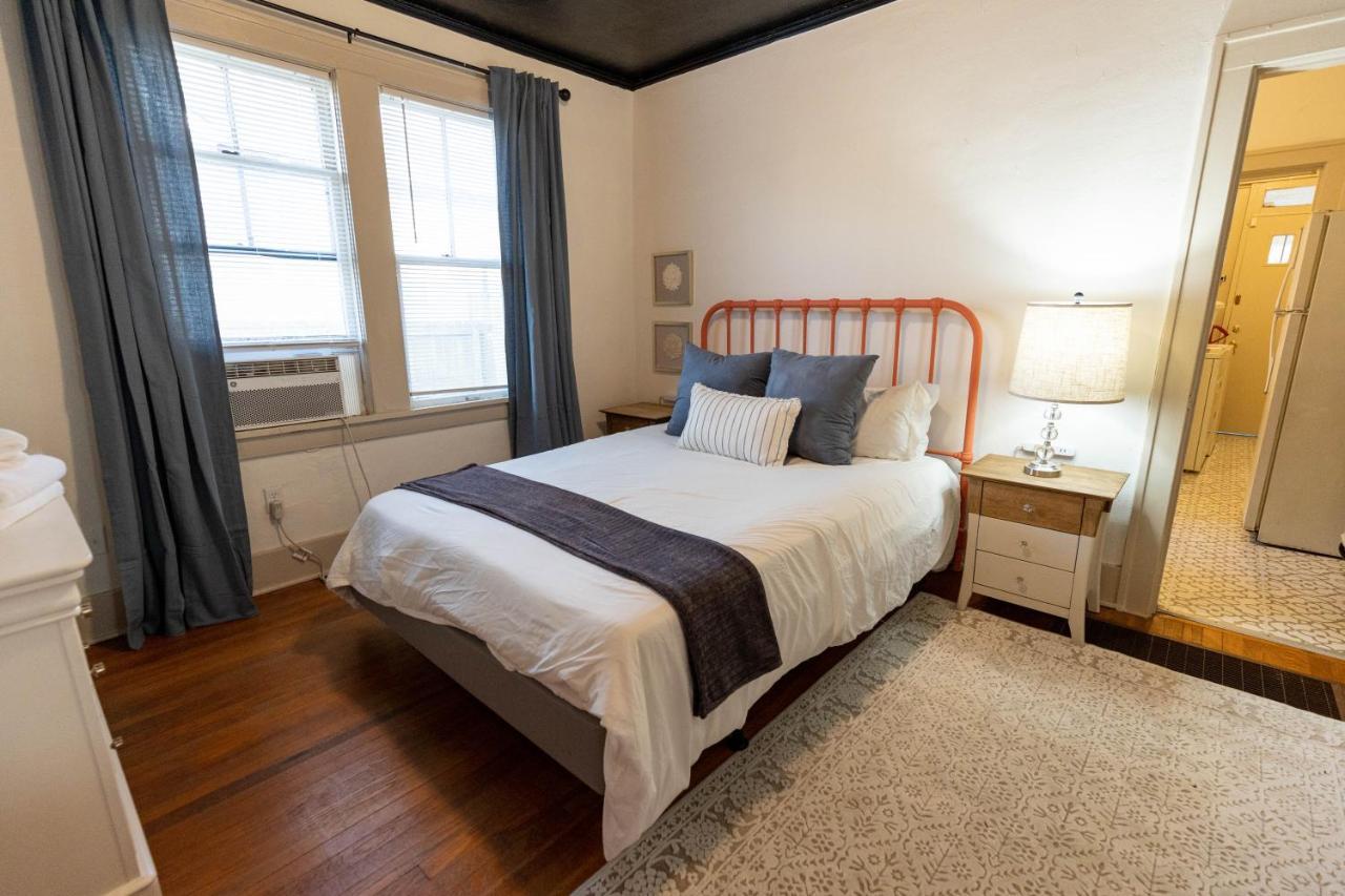 Historic Revival Midtown Memphis Duplex 64 Yes Pets Fast Wifi Free Parking Villa Exteriör bild