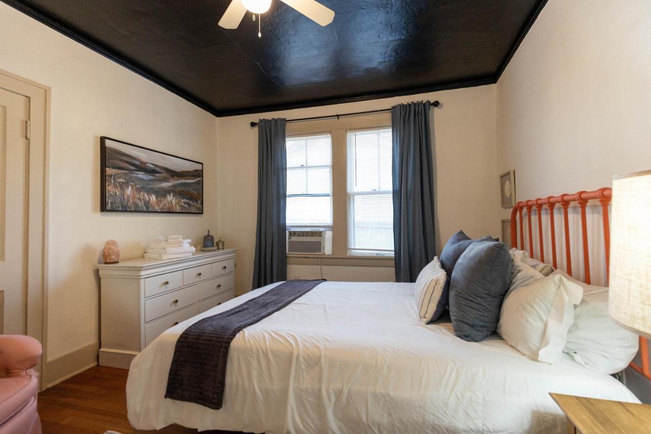 Historic Revival Midtown Memphis Duplex 64 Yes Pets Fast Wifi Free Parking Villa Exteriör bild