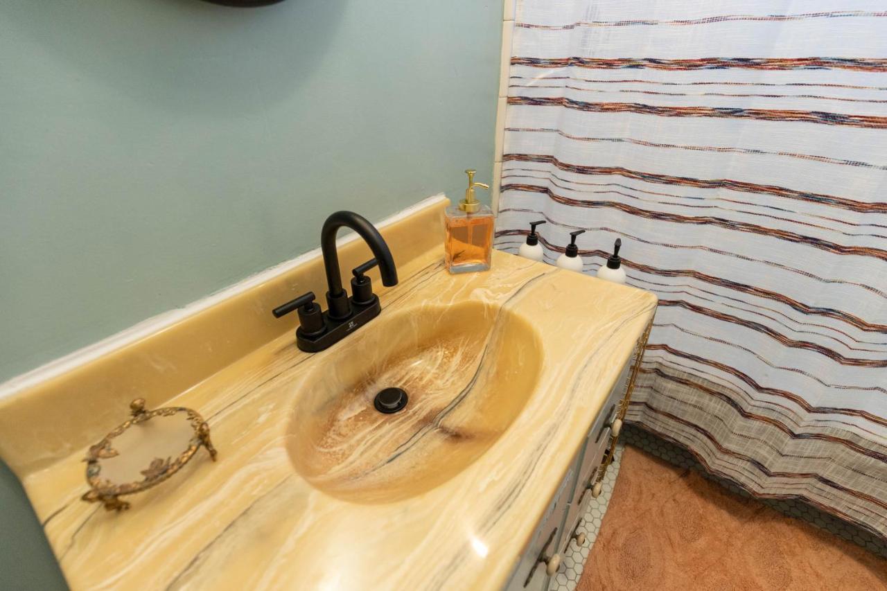 Historic Revival Midtown Memphis Duplex 64 Yes Pets Fast Wifi Free Parking Villa Exteriör bild