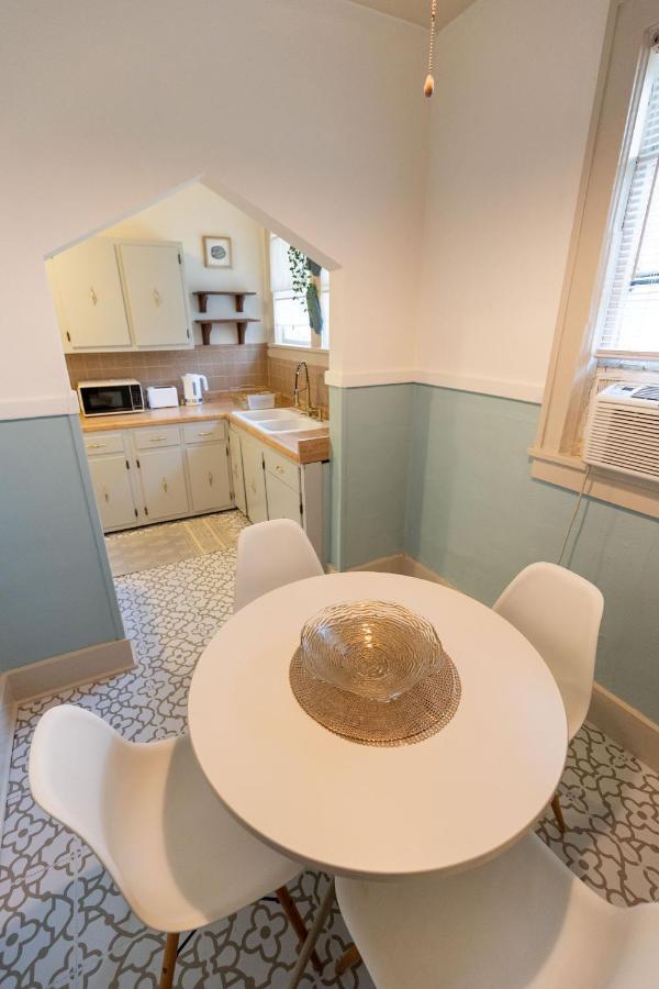 Historic Revival Midtown Memphis Duplex 64 Yes Pets Fast Wifi Free Parking Villa Exteriör bild